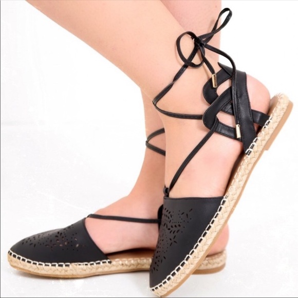 Black laser cut espadrilles - Picture 1 of 2